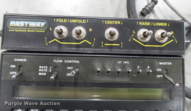 image for item DB1892 2006 Bestway Field Pro III sprayer