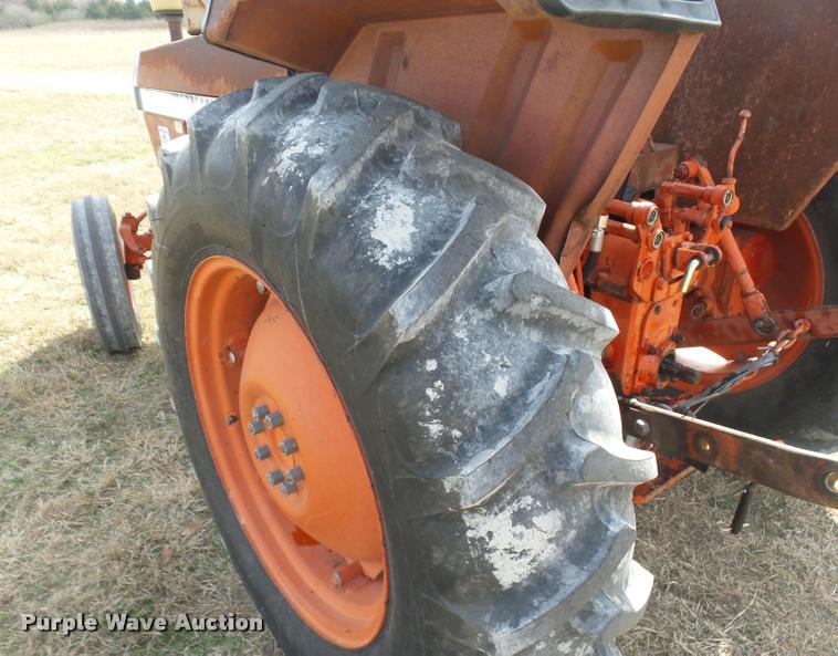 image for item DE9522 1982 Case 1190 tractor