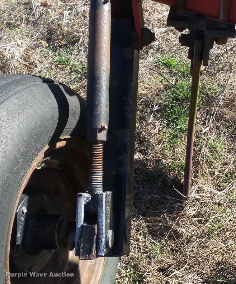 image for item K3340 Case IH 10SUBSO V-ripper