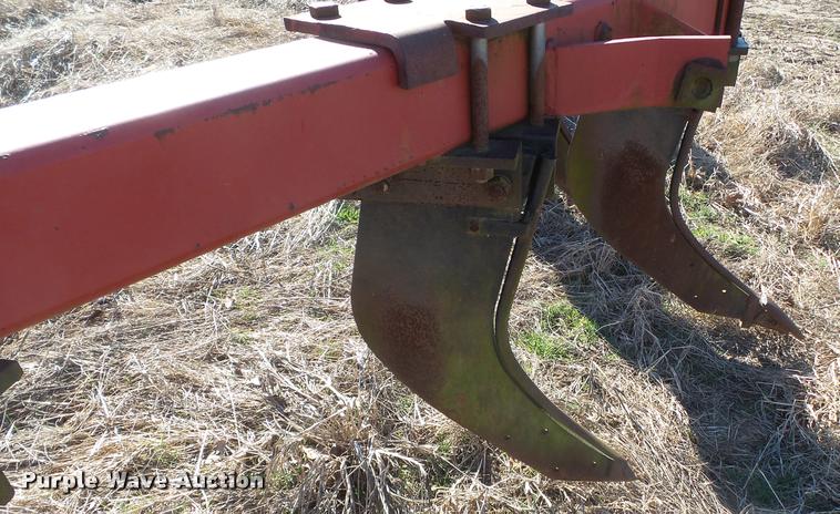image for item K3340 Case IH 10SUBSO V-ripper