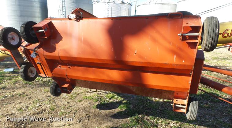 image for item K3341 Westfield MK100-61 grain auger