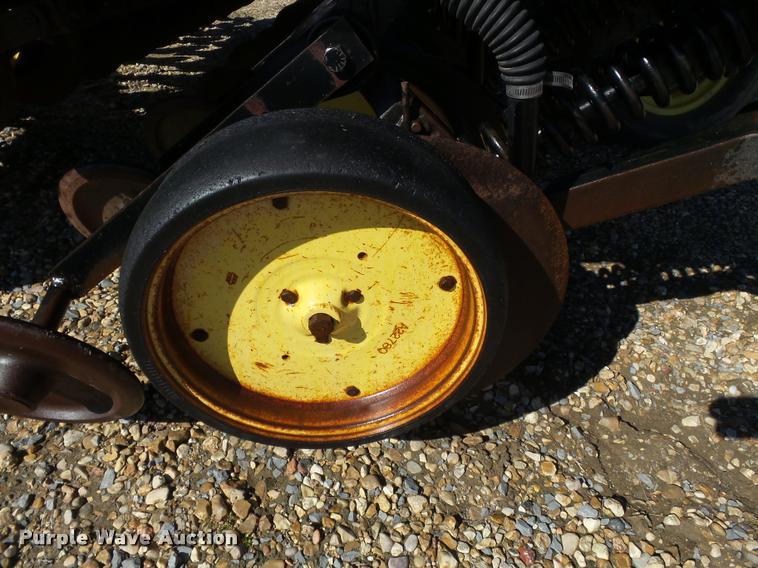 image for item K3349 (2) John Deere 750 grain drills