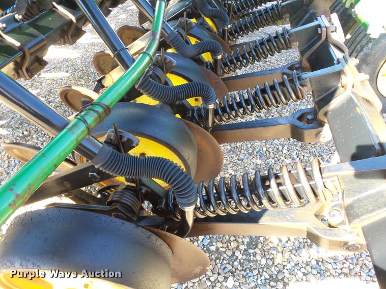 image for item K3349 (2) John Deere 750 grain drills