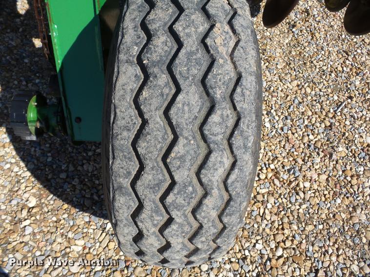 image for item K3349 (2) John Deere 750 grain drills