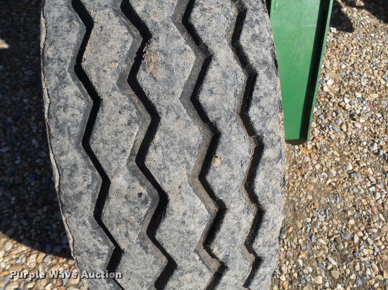 image for item K3349 (2) John Deere 750 grain drills