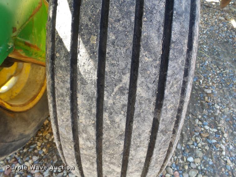 image for item K3349 (2) John Deere 750 grain drills