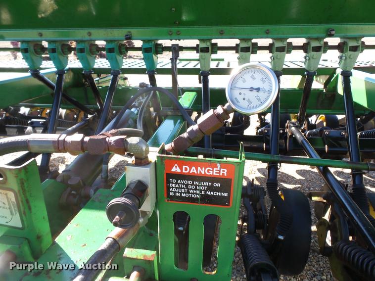image for item K3349 (2) John Deere 750 grain drills