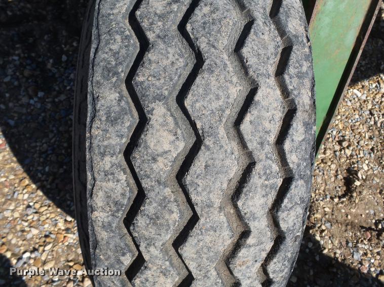 image for item K3349 (2) John Deere 750 grain drills