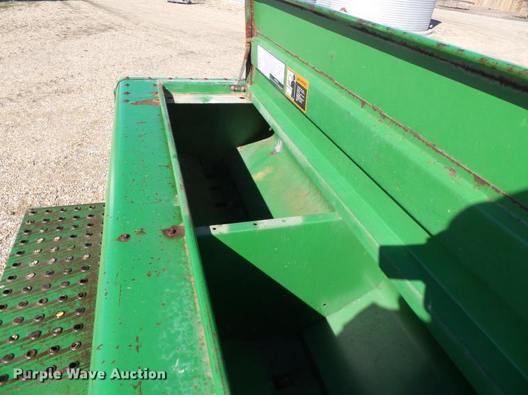 image for item K3349 (2) John Deere 750 grain drills