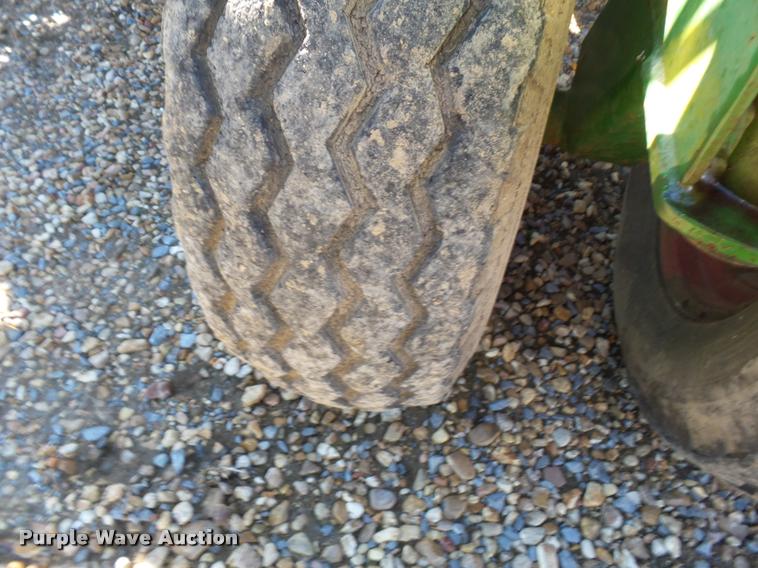 image for item K3349 (2) John Deere 750 grain drills