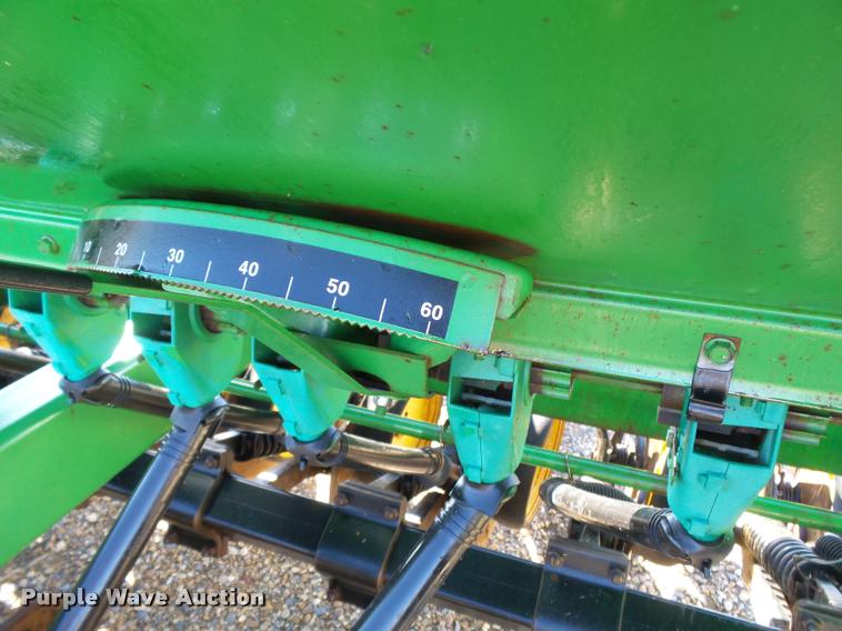 image for item K3349 (2) John Deere 750 grain drills