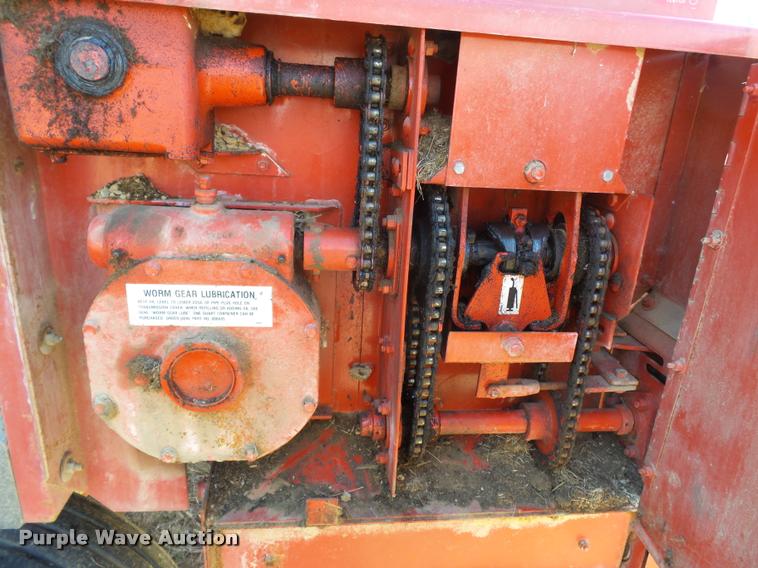 image for item K3350 Gehl BU970 silage wagon