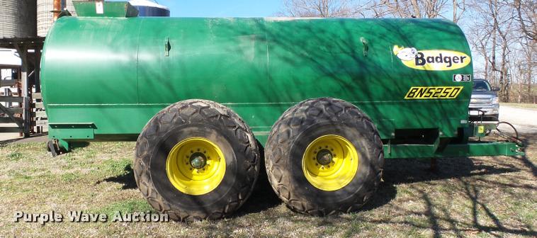 image for item K3351 Badger BN5250S honey wagon