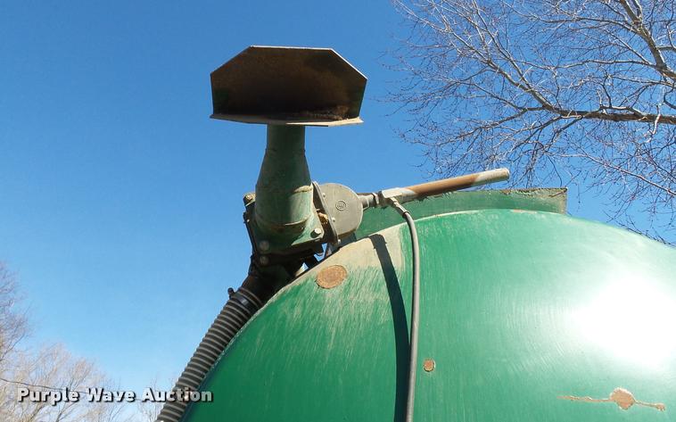 image for item K3351 Badger BN5250S honey wagon