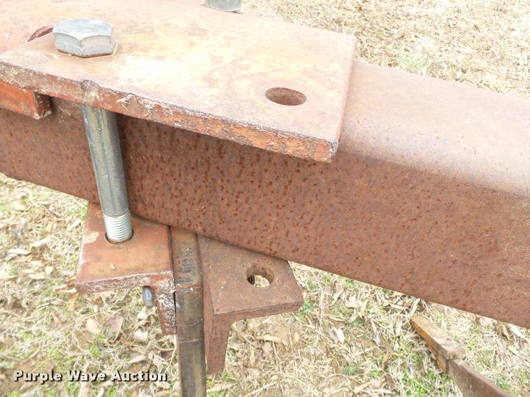 image for item K3358 International 10 ripper