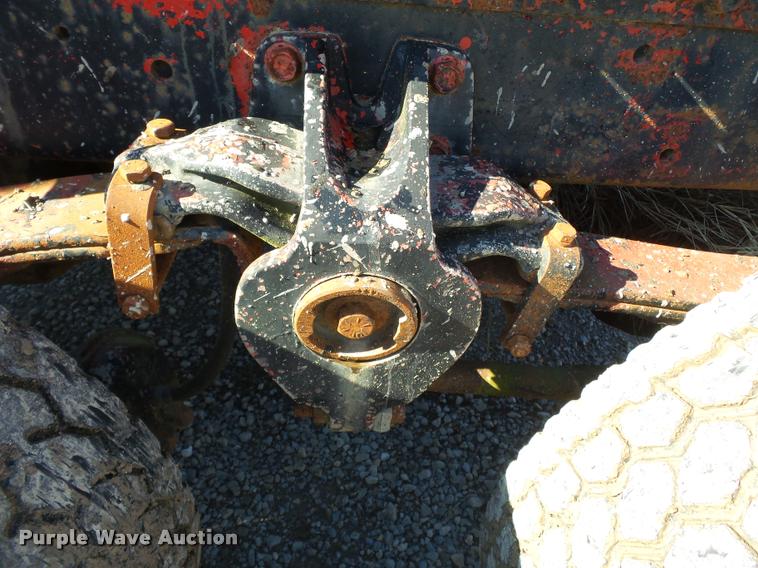 image for item K3368 1986 Freightliner semi truck