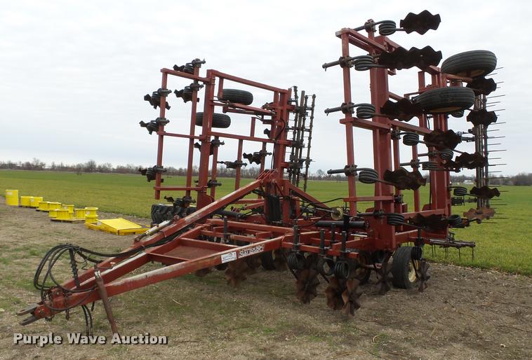 image for item K3382 Salford 550 vertical tillage