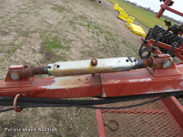 image for item K3382 Salford 550 vertical tillage