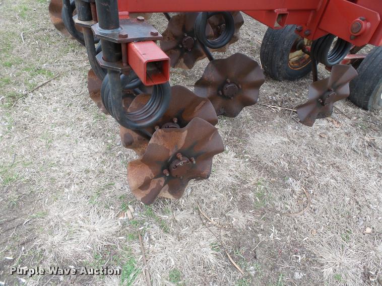 image for item K3382 Salford 550 vertical tillage