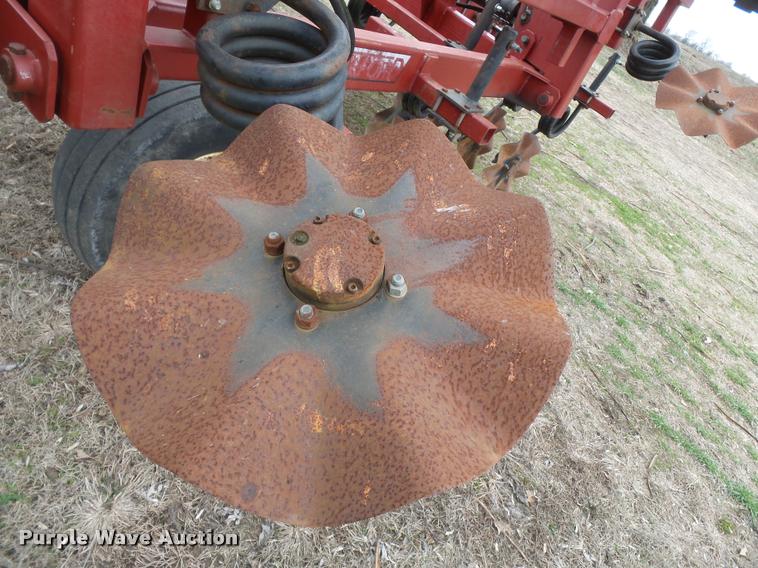 image for item K3382 Salford 550 vertical tillage