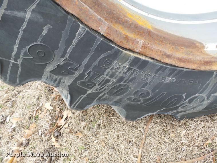 image for item K3383 2005 Case IH MX255 MFWD tractor