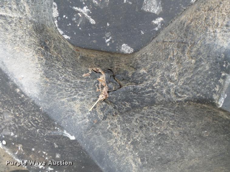 image for item K3384 480/70R30 dual tires and wheels