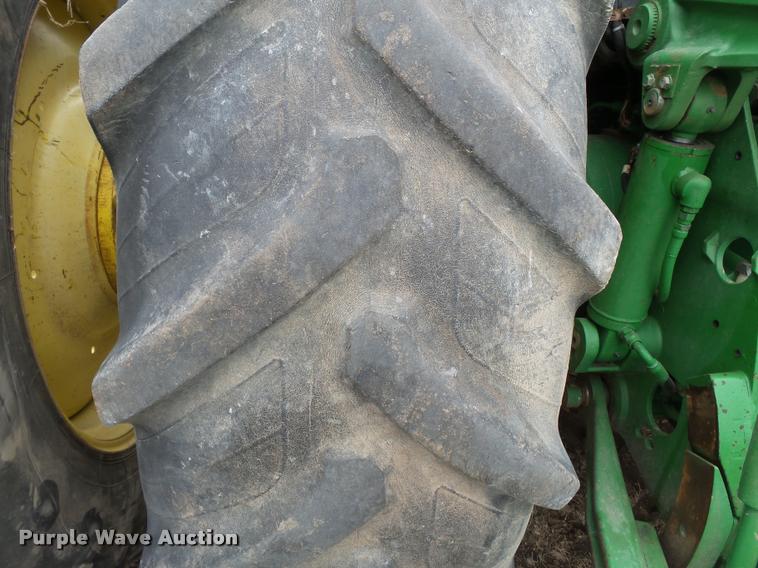 image for item K3385 2001 John Deere 8410 MFWD tractor