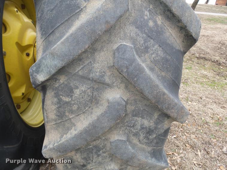 image for item K3385 2001 John Deere 8410 MFWD tractor