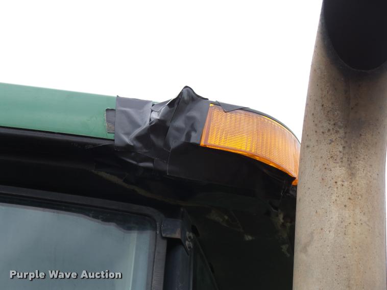 image for item K3385 2001 John Deere 8410 MFWD tractor