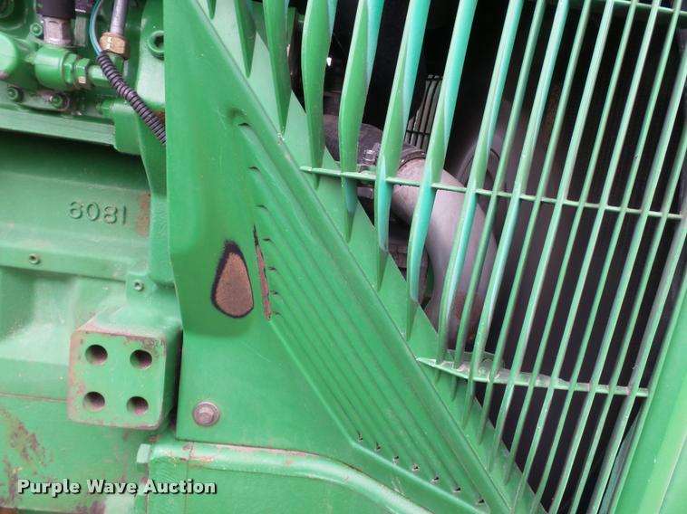 image for item K3385 2001 John Deere 8410 MFWD tractor