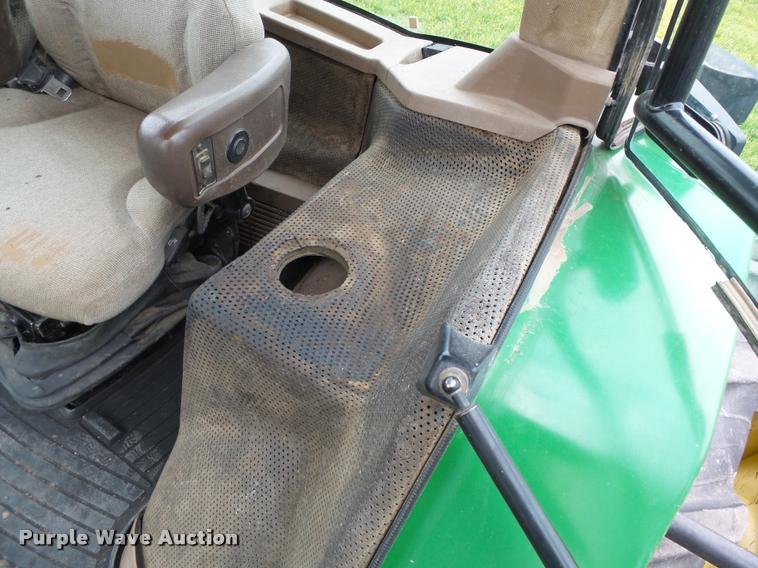 image for item K3385 2001 John Deere 8410 MFWD tractor