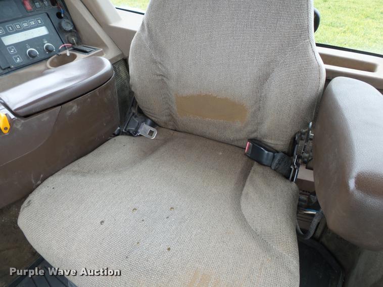 image for item K3385 2001 John Deere 8410 MFWD tractor