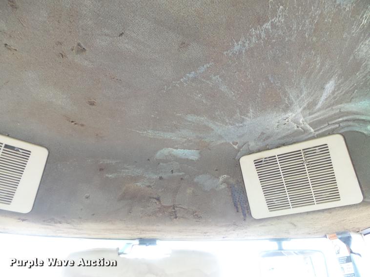 image for item K3385 2001 John Deere 8410 MFWD tractor