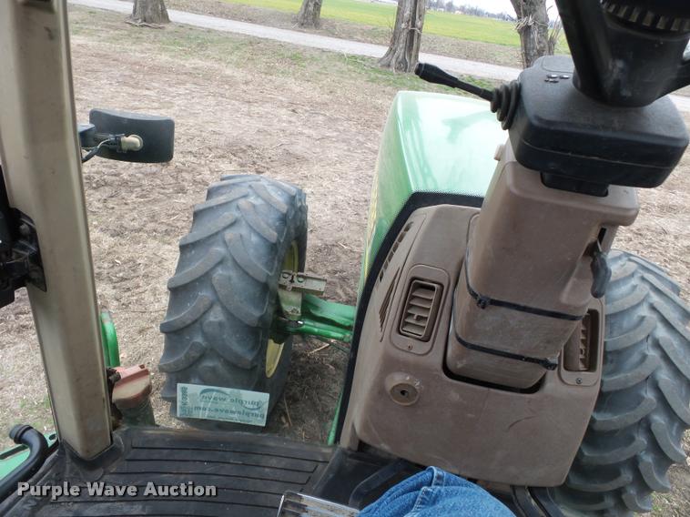 image for item K3385 2001 John Deere 8410 MFWD tractor