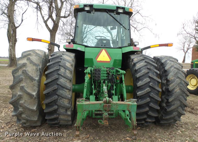 image for item K3386 2001 John Deere 8410 MFWD tractor