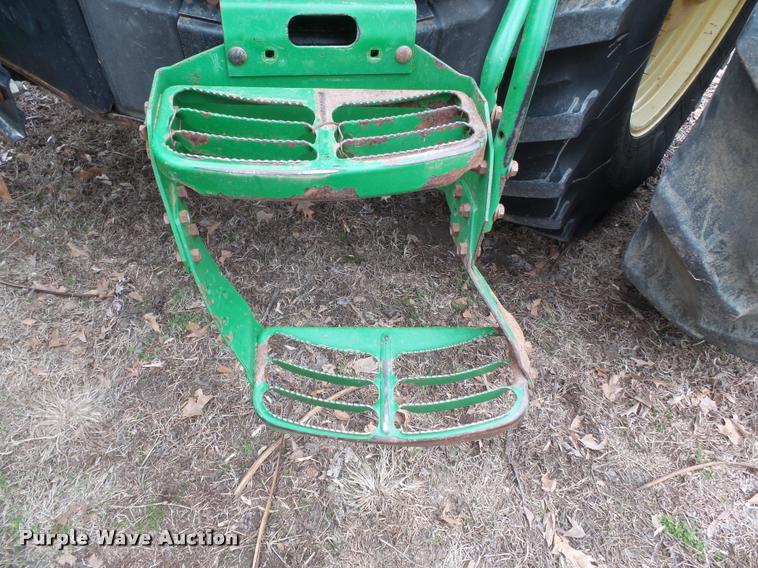 image for item K3386 2001 John Deere 8410 MFWD tractor