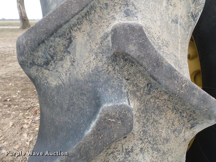 image for item K3386 2001 John Deere 8410 MFWD tractor