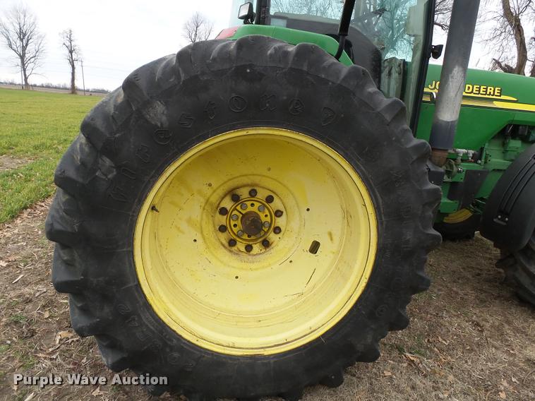 image for item K3386 2001 John Deere 8410 MFWD tractor