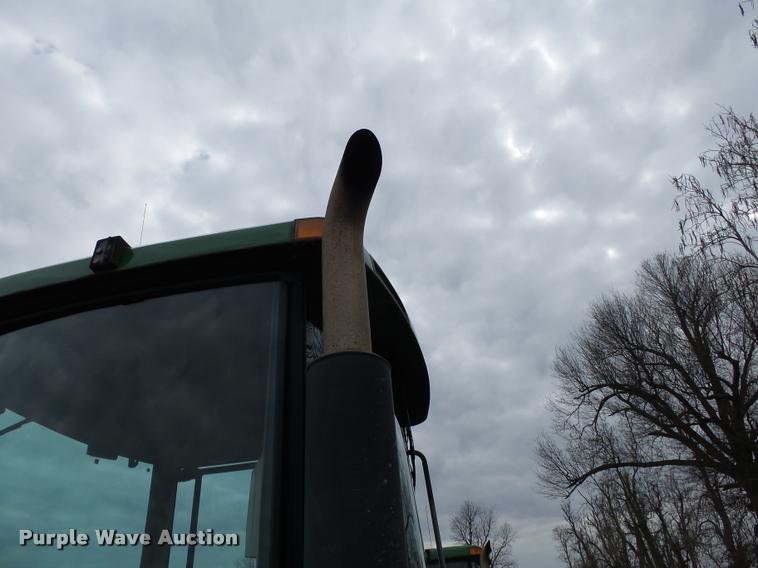 image for item K3386 2001 John Deere 8410 MFWD tractor