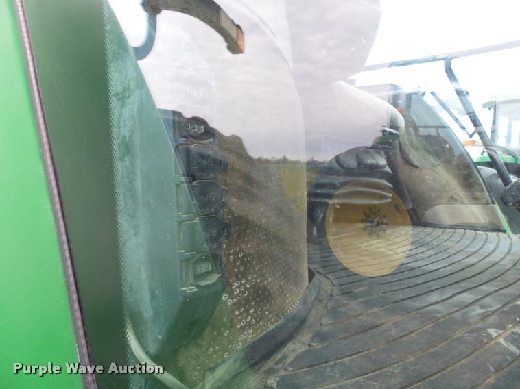 image for item K3386 2001 John Deere 8410 MFWD tractor