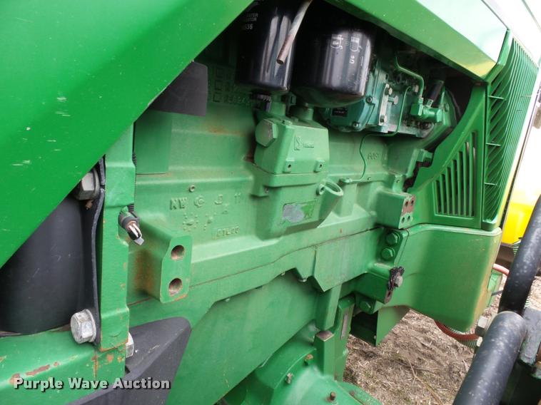 image for item K3386 2001 John Deere 8410 MFWD tractor