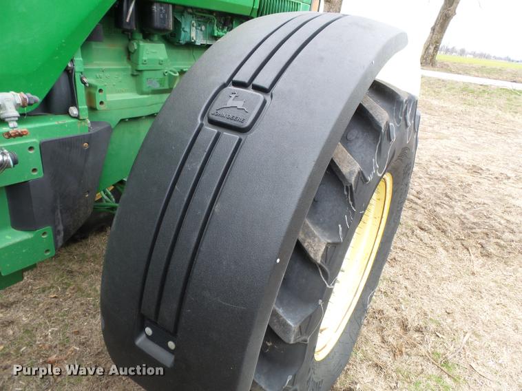image for item K3386 2001 John Deere 8410 MFWD tractor