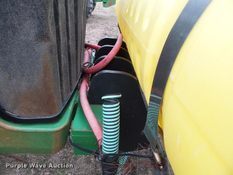 image for item K3386 2001 John Deere 8410 MFWD tractor