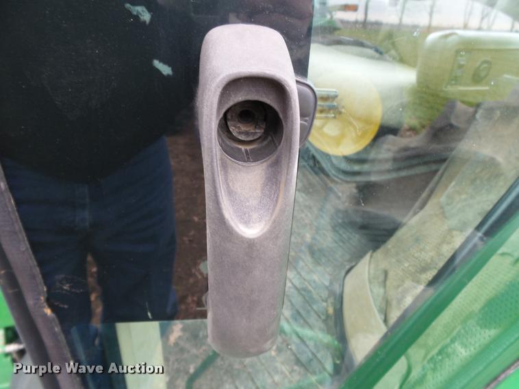 image for item K3386 2001 John Deere 8410 MFWD tractor