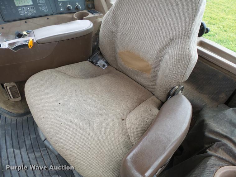 image for item K3386 2001 John Deere 8410 MFWD tractor