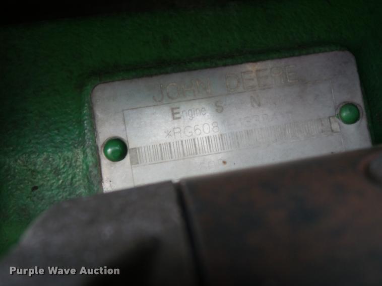 image for item K3386 2001 John Deere 8410 MFWD tractor