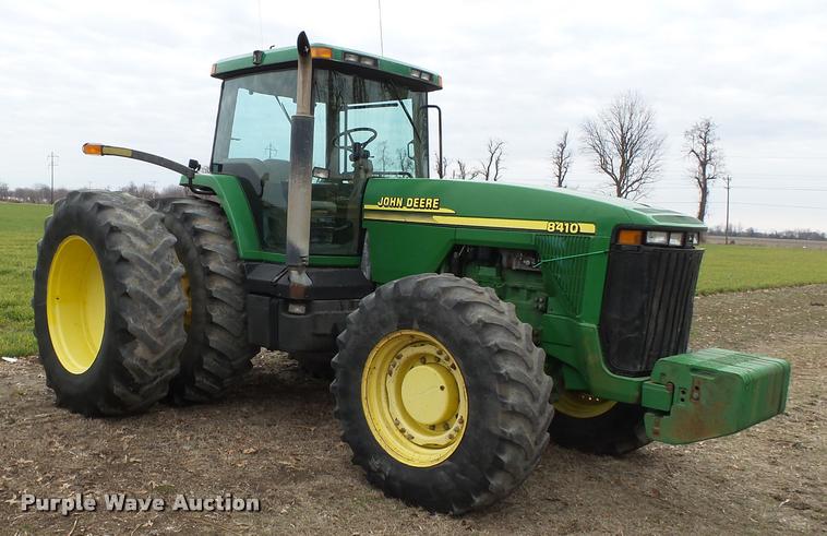 image for item K3387 2001 John Deere 8410 MFWD tractor