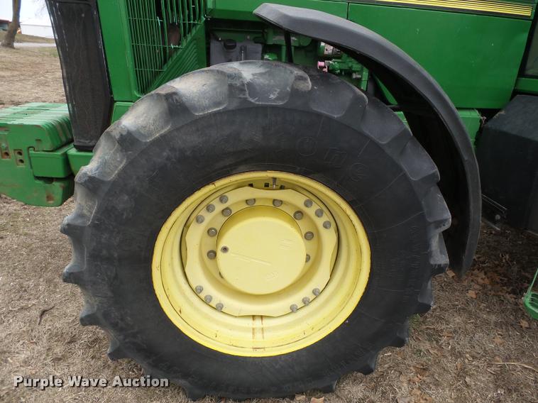 image for item K3387 2001 John Deere 8410 MFWD tractor