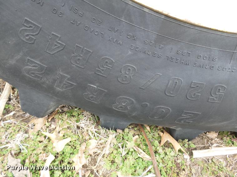 image for item K3387 2001 John Deere 8410 MFWD tractor