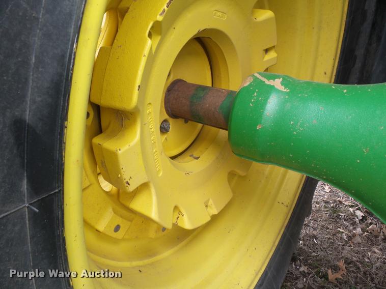 image for item K3387 2001 John Deere 8410 MFWD tractor